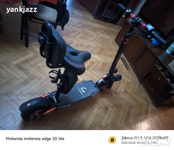 Kugoo M4 pro+ Тротинетката за части 