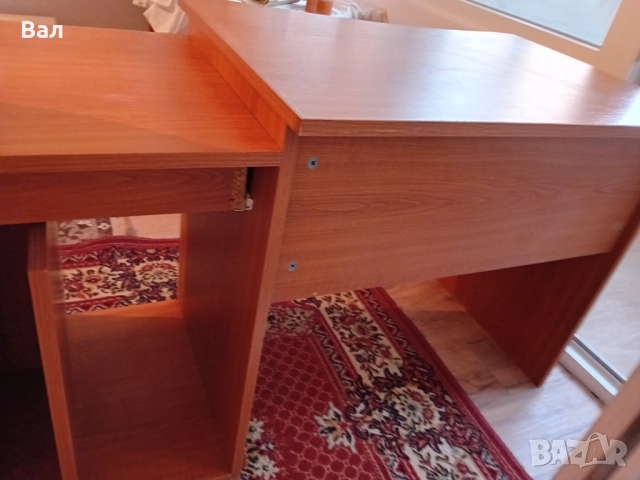 Много функционално бюро в отлично съствояни, снимка 4 - Бюра - 52022063