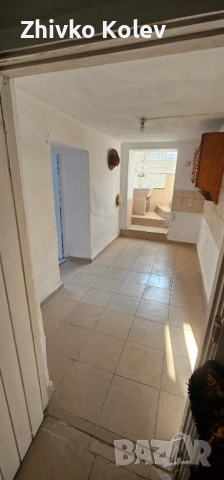 Продавам къща в Аспарухово, снимка 13 - Къщи - 53076442