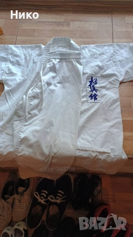 Кимоно за тренировка с лек дефект размер s