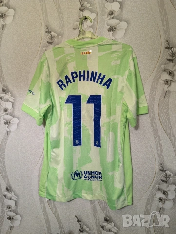 футболна фланелка на ФК Барселона за сезон 2024-2025 с името и номера на Рафиня №11 размер Л, снимка 3 - Футбол - 54032789
