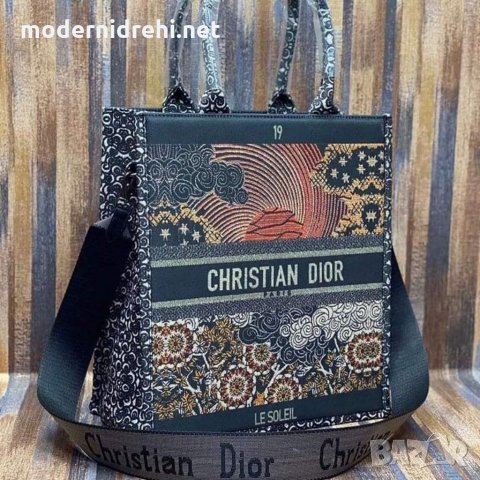 Дамска чанта Christian Dior , снимка 1 - Чанти - 29648408