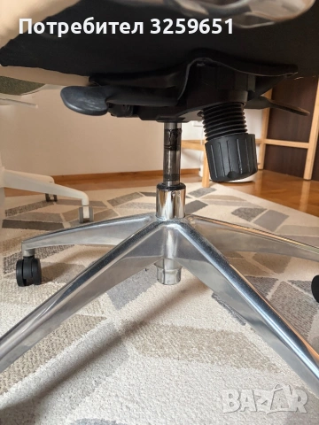 Офис стол, снимка 3 - Столове за офис - 54022395