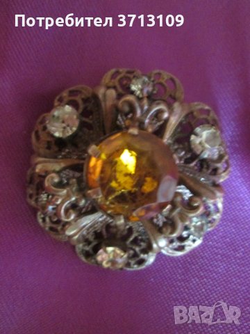 Брошка Bohemia бронз и кристали, снимка 1 - Други - 42456463