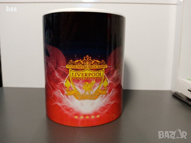 Бяла порцеланова чаша на Ливърпул / Liverpool, снимка 2 - Чаши - 37049216