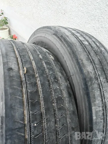 Гуми 315/70 R22.5, снимка 2 - Гуми и джанти - 56059937