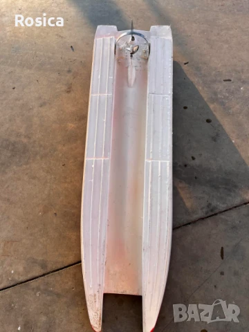 Лодка за захранка, снимка 5 - Стръв и захранки - 51020987