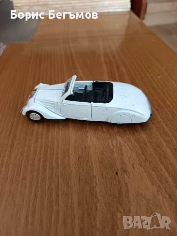 Автомобил, ретро ,метален Пежо, снимка 3 - Антикварни и старинни предмети - 50841585