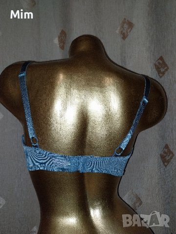 Hunkemoller 80 E Дантелен сутиен в зелено , снимка 5 - Бельо - 42929894