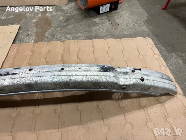 Гредата на предната броня за BMW E39 (преди фейса), снимка 3 - Части - 48911580