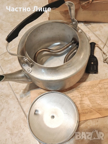 Чисто Нов Много Качествен Руски Соц СССР Електрически Чайник с упътване и кутия, снимка 4 - Кани - 54020484