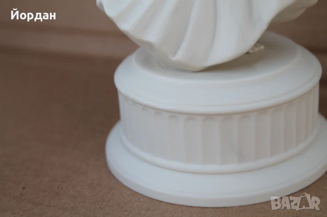 Английска порцеланова фигура 'Wedgwood   The dancing hours 1  993, снимка 14 - Колекции - 51251884