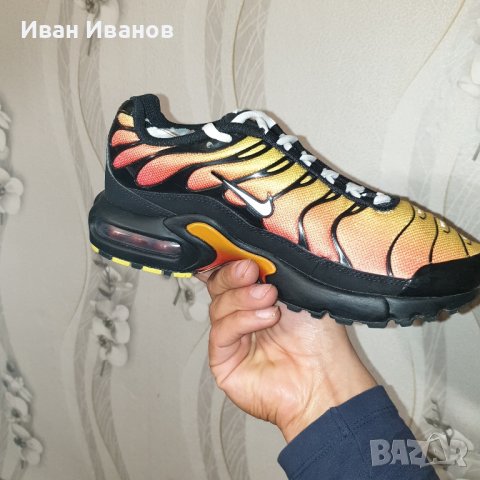 оригинални маратонки  Nike Air Max Plus Black Habanero Red номер 38, снимка 11 - Маратонки - 40672421