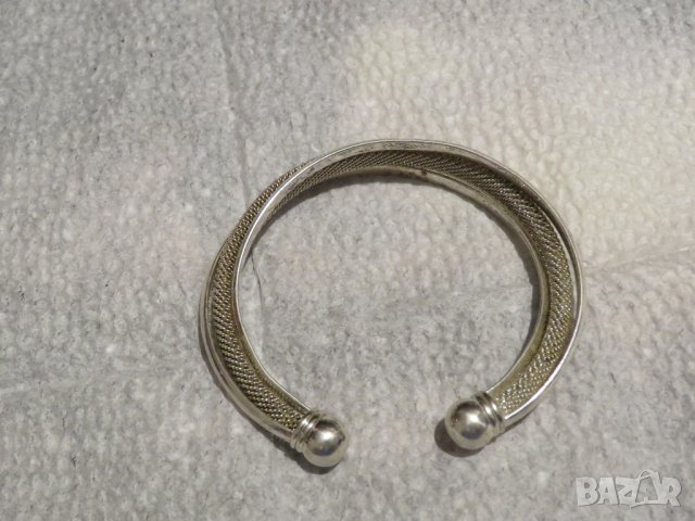 Красива дамска дизайнерска гривна . , снимка 4 - Гривни - 29873695