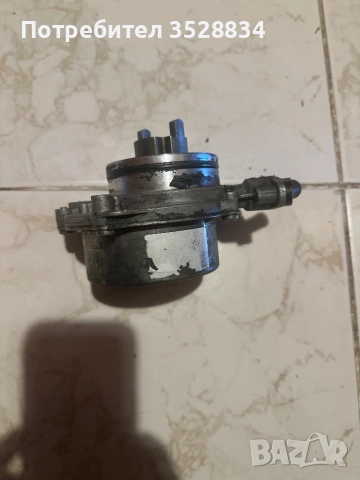 вакум помпа БМВ, снимка 3 - Части - 52431859