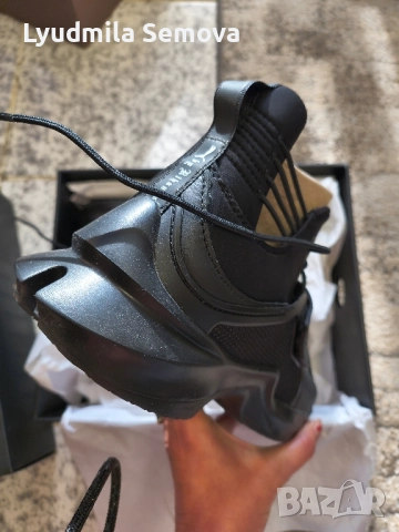 Уникален модел Puma by Fenty, снимка 2 - Дамски ежедневни обувки - 51880691