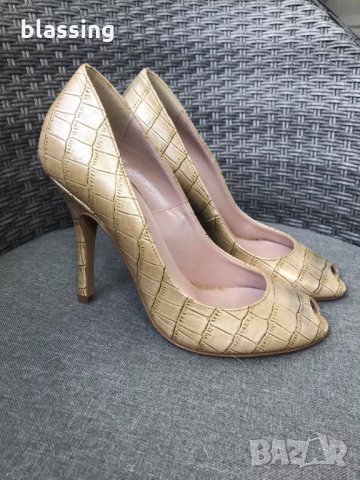Италиански обувки, снимка 2 - Дамски обувки на ток - 31769849