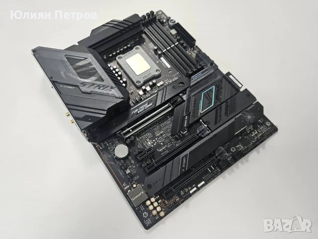 Комплект дънна платка + процесор: Intel Core i9-13900K + ASUS ROG STRIX Z790-F GAMING WIFI, снимка 3 - Дънни платки - 55844118