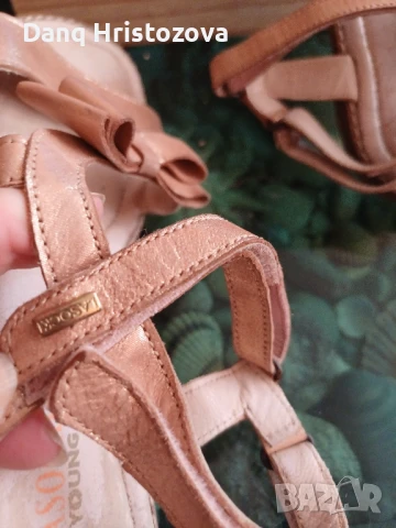Естествена кожа и стелка сандалки, снимка 4 - Детски сандали и чехли - 50660055