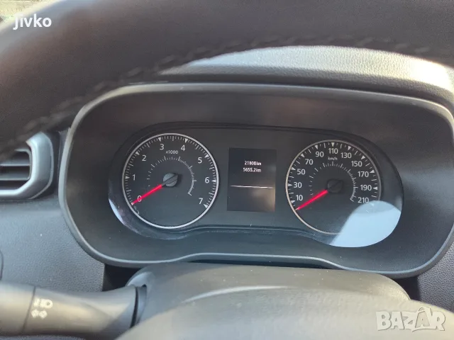 продавам Дачия дъстър, снимка 10 - Автомобили и джипове - 56296050