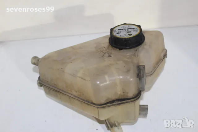 Казанче антифриз Форд Фиеста 6 2011 1.4tdci 68hp Ford Fiesta 6, снимка 2 - Части - 48315136