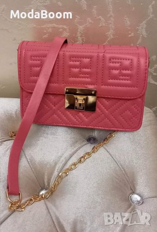 Дамски чанти , снимка 2 - Чанти - 37209402