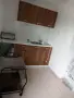 Продавам приземен етаж от къща в гр.Велинград,  кв.Каменица, снимка 2
