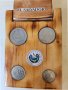 монети от Ел Салвадор, комплект 4 броя, поставени/влепени със смола на дървена корица за календар., снимка 1 - Нумизматика и бонистика - 44338930