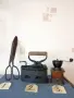Автентични шивашка ютия, ножица, кафемелачка, снимка 1