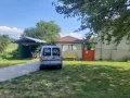Продавам къща с голям двор на 10 мин. от Добрич, в близост до с.Дончево, снимка 2