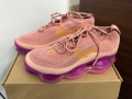 Nike Чисто нови маратони, снимка 1 - Маратонки - 44598152