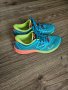 Дамски маратонки ASICS цветни сини неон, снимка 3