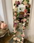 Огледало с изкуствени цветя и светлини, снимка 1 - Декорация за дома - 37915873