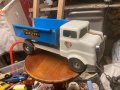 Ретро ламаринена играчка камион Triang Lorry, снимка 5