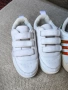 Продавам четири чифта детски маратонки ., снимка 4