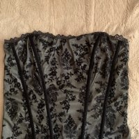 Страхотен черен корсет NEXT   тюл дантела с подплата флорален десен с дискретен брокат , снимка 3 - Корсети, бюстиета, топове - 36998557
