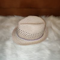Дамска сламена шапка за плаж в розово , снимка 1 - Шапки - 42634037
