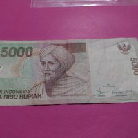 Банкнота Индонезия-16000, снимка 4 - Нумизматика и бонистика - 30605007