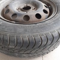 зимна гума с джанта , снимка 2 - Гуми и джанти - 32011682