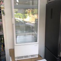 НАМАЛЕНИЕ! Хладилна витрина за торти Saro, снимка 2 - Хладилници - 42085526