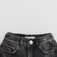 Нови Zara дънкови къси панталони, размер 9 г. (134 см), снимка 3 - Детски къси панталони - 40175715