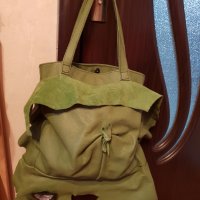 Продавам дизайнерска чанта от естествена кожа, снимка 2 - Чанти - 31264908