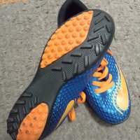 Детски футболни обувки 35 номер, снимка 3 - Футбол - 42540638