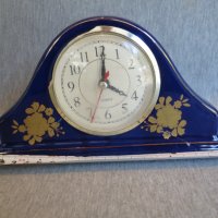 порцеланов часовник , снимка 2 - Антикварни и старинни предмети - 37759565