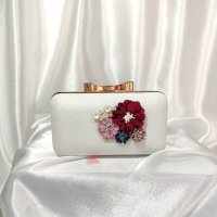 Бяла чанта с цветя К12, снимка 1 - Чанти - 42340443