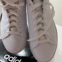 Оригинални маратонки Adidas бели номер UK 7, снимка 3 - Маратонки - 38322400