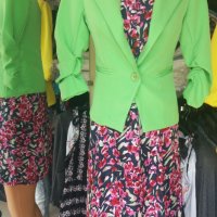 Светлозелено лятно сако с набрани ръкави , снимка 2 - Сака - 40868986