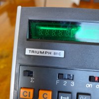 Стар калкулатор Triumph 81C, снимка 4 - Други ценни предмети - 37053274