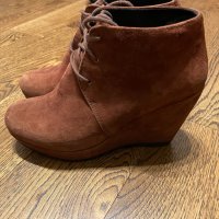 Дамски обувки, снимка 3 - Дамски обувки на ток - 31669358