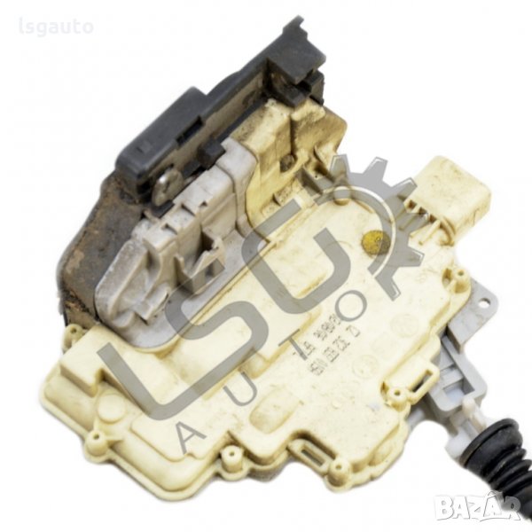 Брава предна лява врата Volkswagen Passat (B6) 2005-2010 VP300821N-111, снимка 1